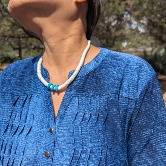 Navajo Graduated White Shell with Kingman Turquoise Beaded Necklace NA Jewelry * - Picture 9 of 11